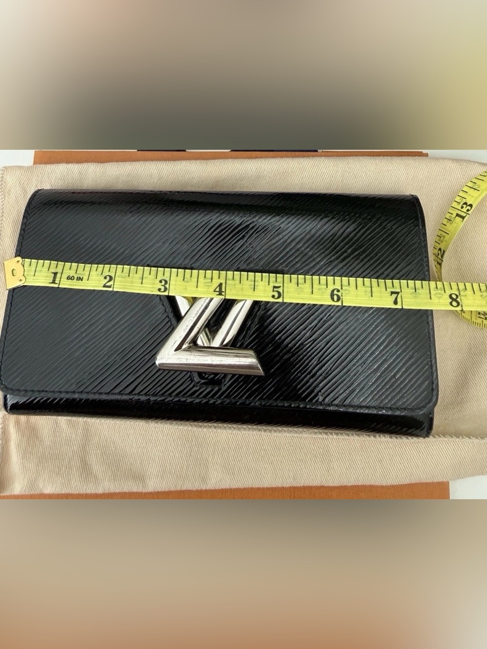 Louis Vuitton Black Electric Epi Twist Wallet LV Dust-bag - Picture 9 of 14
